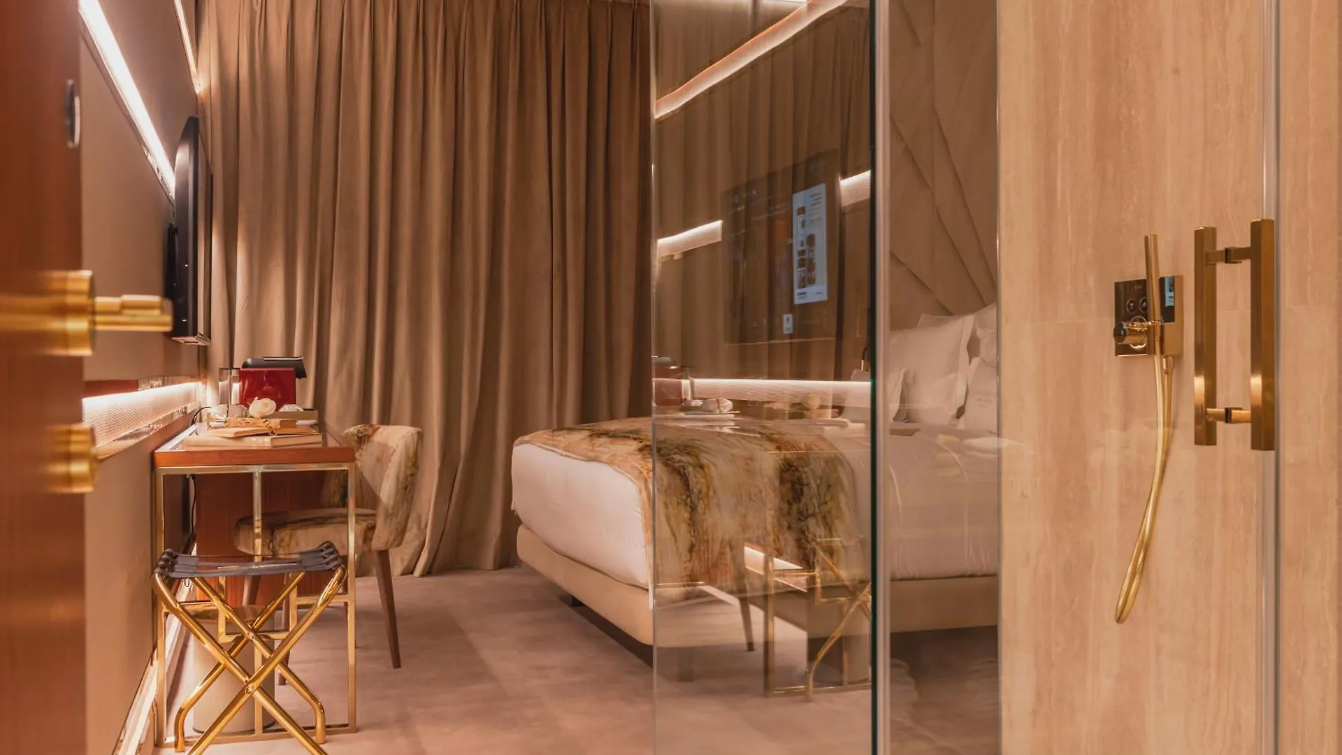 Wine & Books Lisboa Hotel 5*, Lisbon